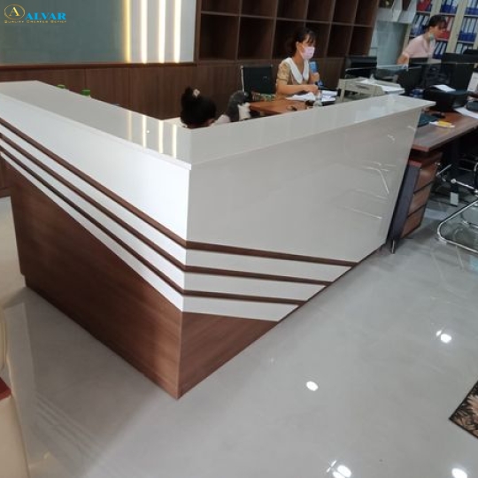 Quầy lễ tân 041